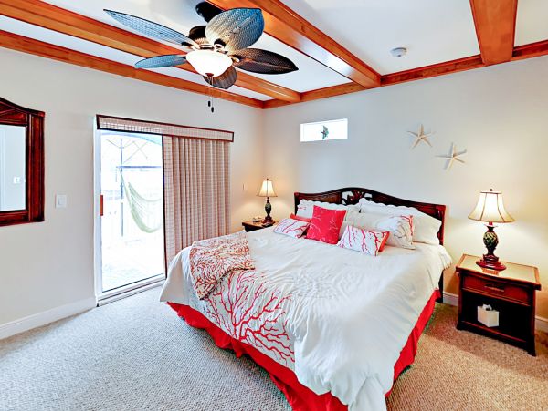 Three Bedroom Marathon Beach Luxury Villa With Views