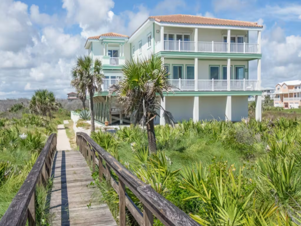 Palm Coast Vacation Home Sleeps Ten Guests