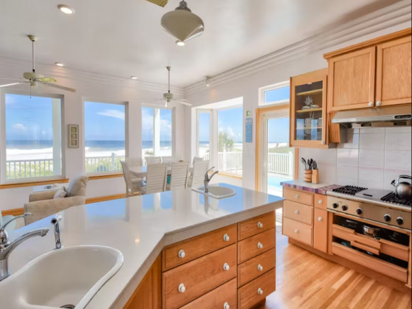 Palm Coast Vacation Home Sleeps Ten Guests