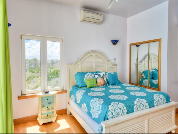 Palm Coast Vacation Home Sleeps Ten Guests