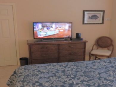 Hollywood Florida Beach Vacation Condo Sleeps Four Guests.