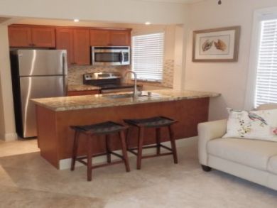 Hollywood Florida Beach Vacation Condo Sleeps Four Guests.