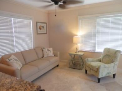 Hollywood Florida Beach Vacation Condo Sleeps Four Guests.