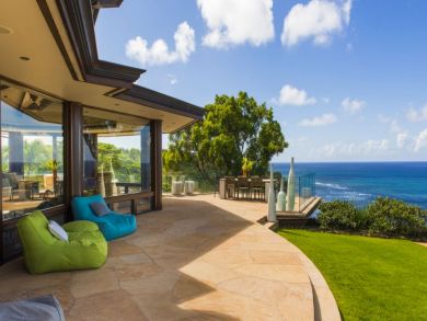 Ocean Front Beach Home in Kalihiwai with 5 Bedrooms