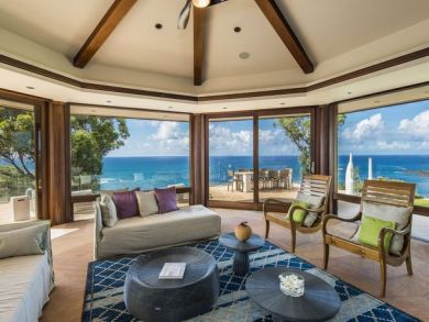 Ocean Front Beach Home in Kalihiwai with 5 Bedrooms