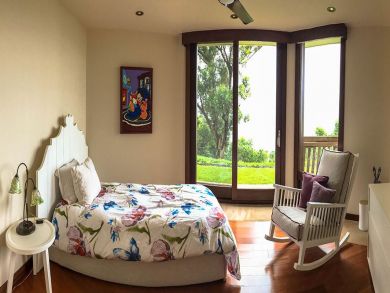 Ocean Front Beach Home in Kalihiwai with 5 Bedrooms