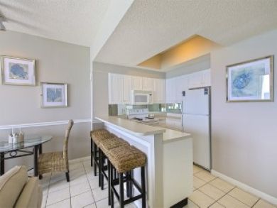 Miramar Vacation Beach Condo Sleeps Six Guests Great Views