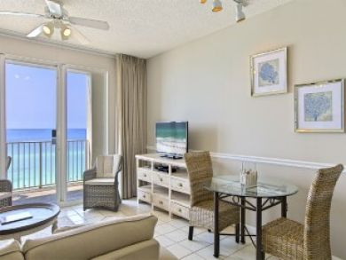 Miramar Vacation Beach Condo Sleeps Six Guests Great Views