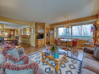 Snowmass Luxury Vacation Rental Sleeps Ten Guests