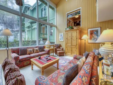 Snowmass Luxury Vacation Rental Sleeps Ten Guests