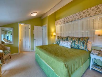 Snowmass Luxury Vacation Rental Sleeps Ten Guests