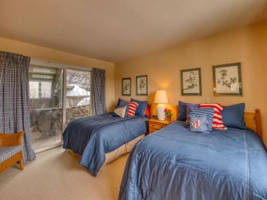 Snowmass Luxury Vacation Rental Sleeps Ten Guests