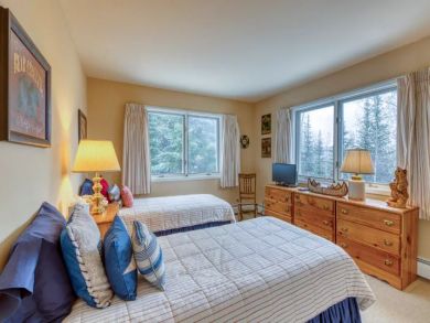 Snowmass Luxury Vacation Rental Sleeps Ten Guests