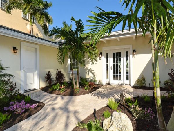 Sarasota Vacation Rental Home Sleeps Eight Guests.