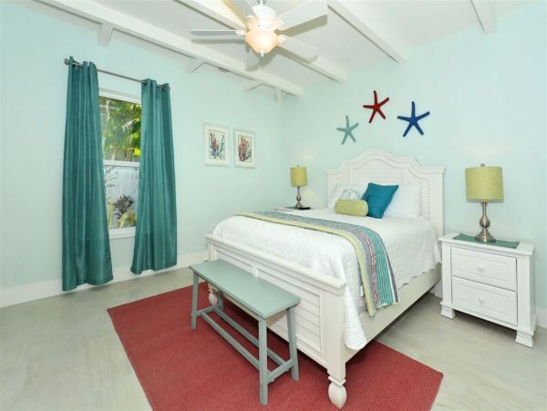 Sarasota Vacation Rental Home Sleeps Eight Guests.