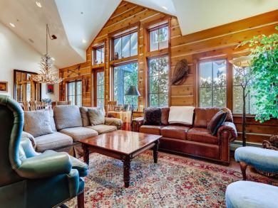 Vail Luxury Vacation Rental Sleeps Eight Guests Walk to Lift