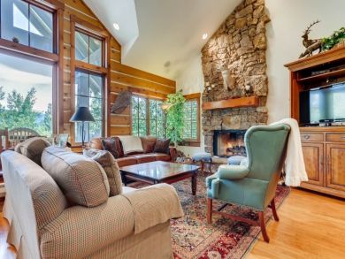 Vail Luxury Vacation Rental Sleeps Eight Guests Walk to Lift