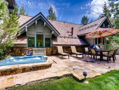 Vail Luxury Vacation Rental Sleeps Eight Guests Walk to Lift