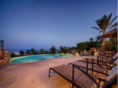 San Jose del Cabo Vacation Home Sleeps Twelve Guests.