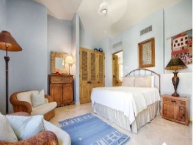 San Jose del Cabo Vacation Home Sleeps Twelve Guests.