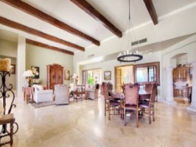 San Jose del Cabo Vacation Home Sleeps Twelve Guests.