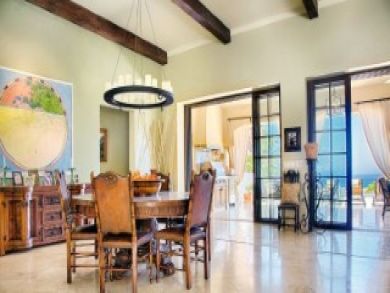 San Jose del Cabo Vacation Home Sleeps Twelve Guests.