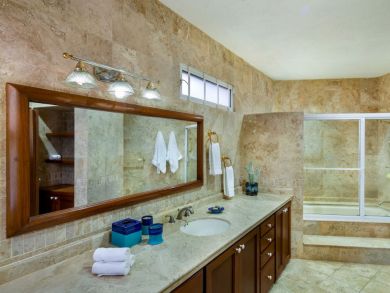 Los Cabos Vacation Home Sleeps Twelve Guests.