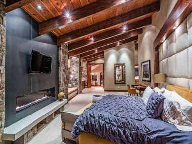 Mountain Village Vacation Home Sleeps Twelve Guests.