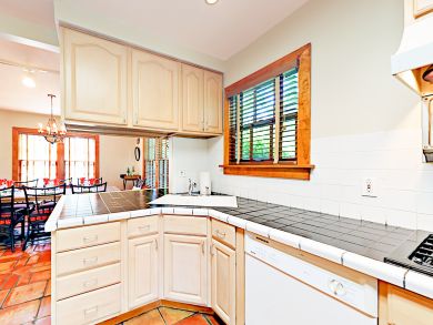 West Palm Beach Vacation Home Three Bedrooms Sleeps Six