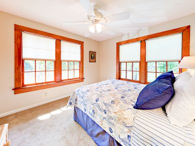 West Palm Beach Vacation Home Three Bedrooms Sleeps Six