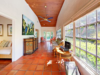 Chic West Palm Beach Home Chic West Palm Beach Home