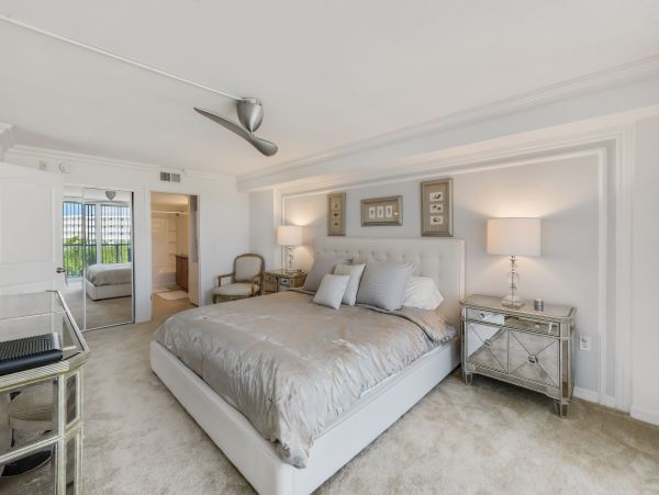 Luxury Palm Beach Condo across street from beach