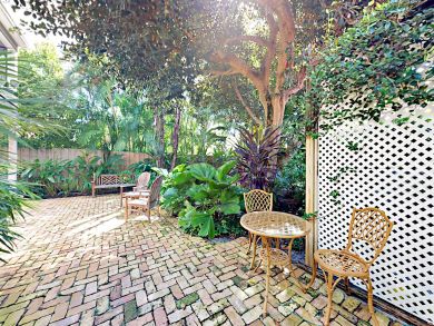 Palm Beach Condo 917083