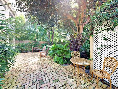 Palm Beach Condo 917083