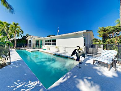 Walk to Beach Vacation Pool Home in Juno Beach 3 Bedrooms