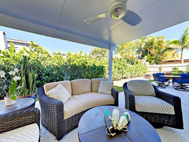 Walk to Beach Vacation Pool Home in Juno Beach 3 Bedrooms