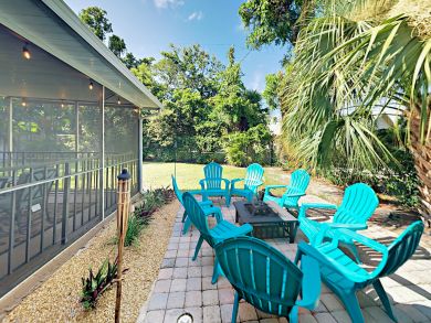 Lantana Vacation Home Two Bedrooms Sleeps Nine Guests