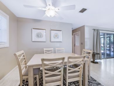 Lantana Vacation Home Two Bedrooms Sleeps Nine Guests