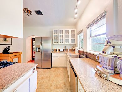 West Palm Beach Four Bedroom Vacation Home with Private Pool