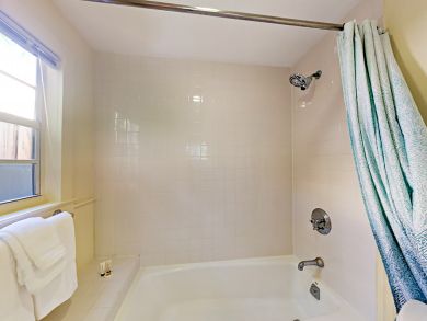 West Palm Beach Four Bedroom Vacation Home with Private Pool