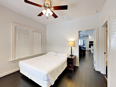 West Palm Beach Vacation Home Two Bedrooms with Private Pool