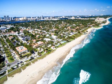 West Palm Beach Vacation Home Two Bedrooms with Private Pool