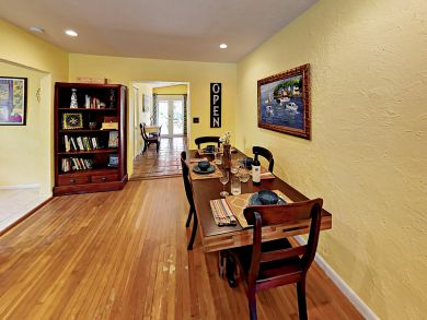 Fort Lauderdale Vacation Home Three Bedrooms Private Pool