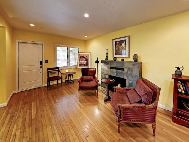 Fort Lauderdale Vacation Home Three Bedrooms Private Pool