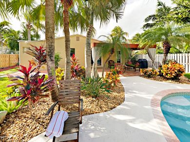Fort Lauderdale Vacation Home Three Bedrooms Private Pool