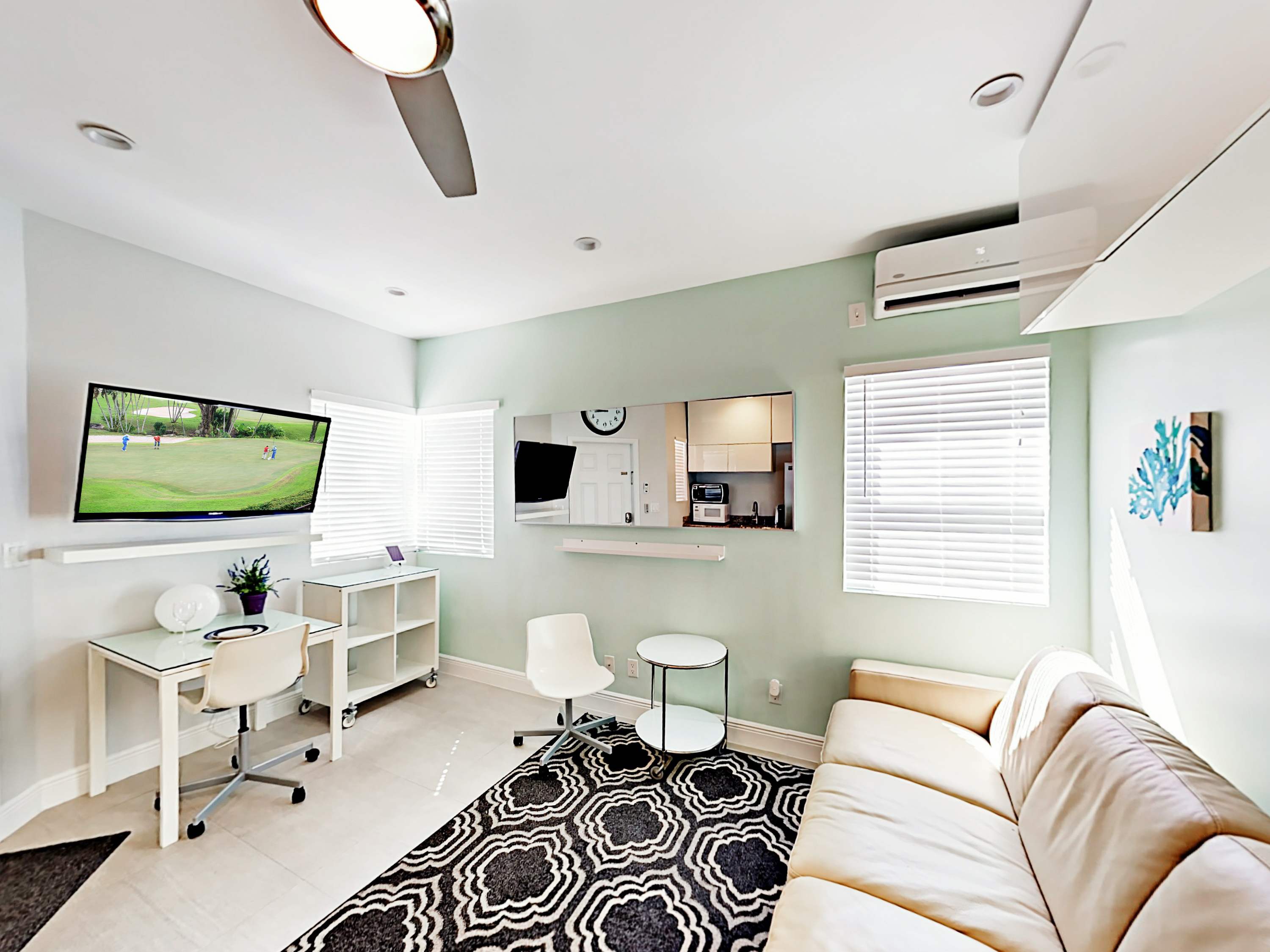 Hollywood Home 917131