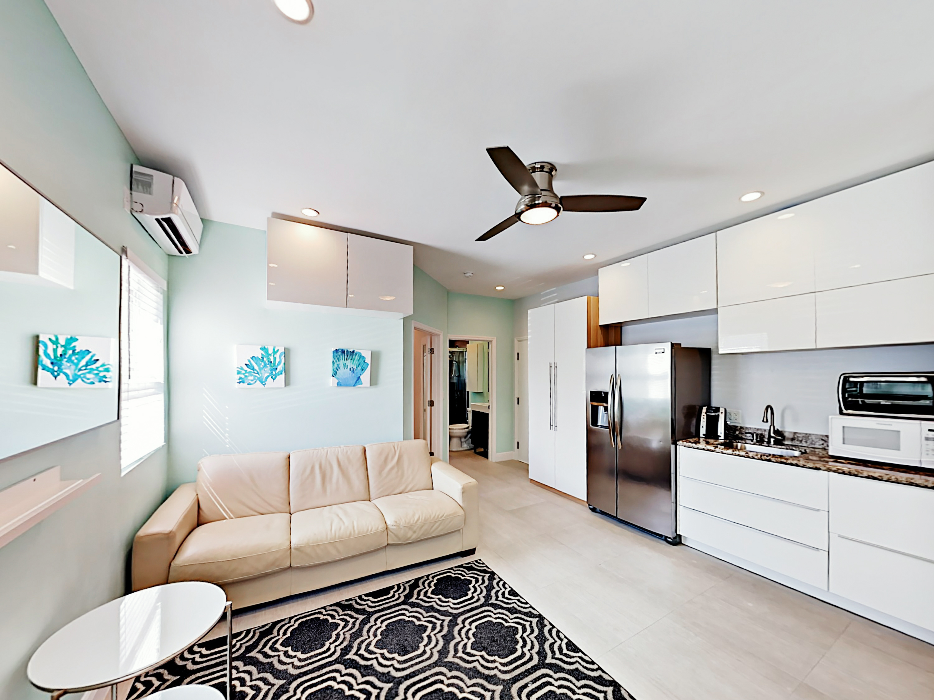 Hollywood Home 917131