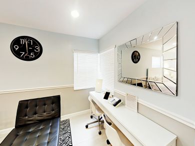 Hollywood Condo 917161