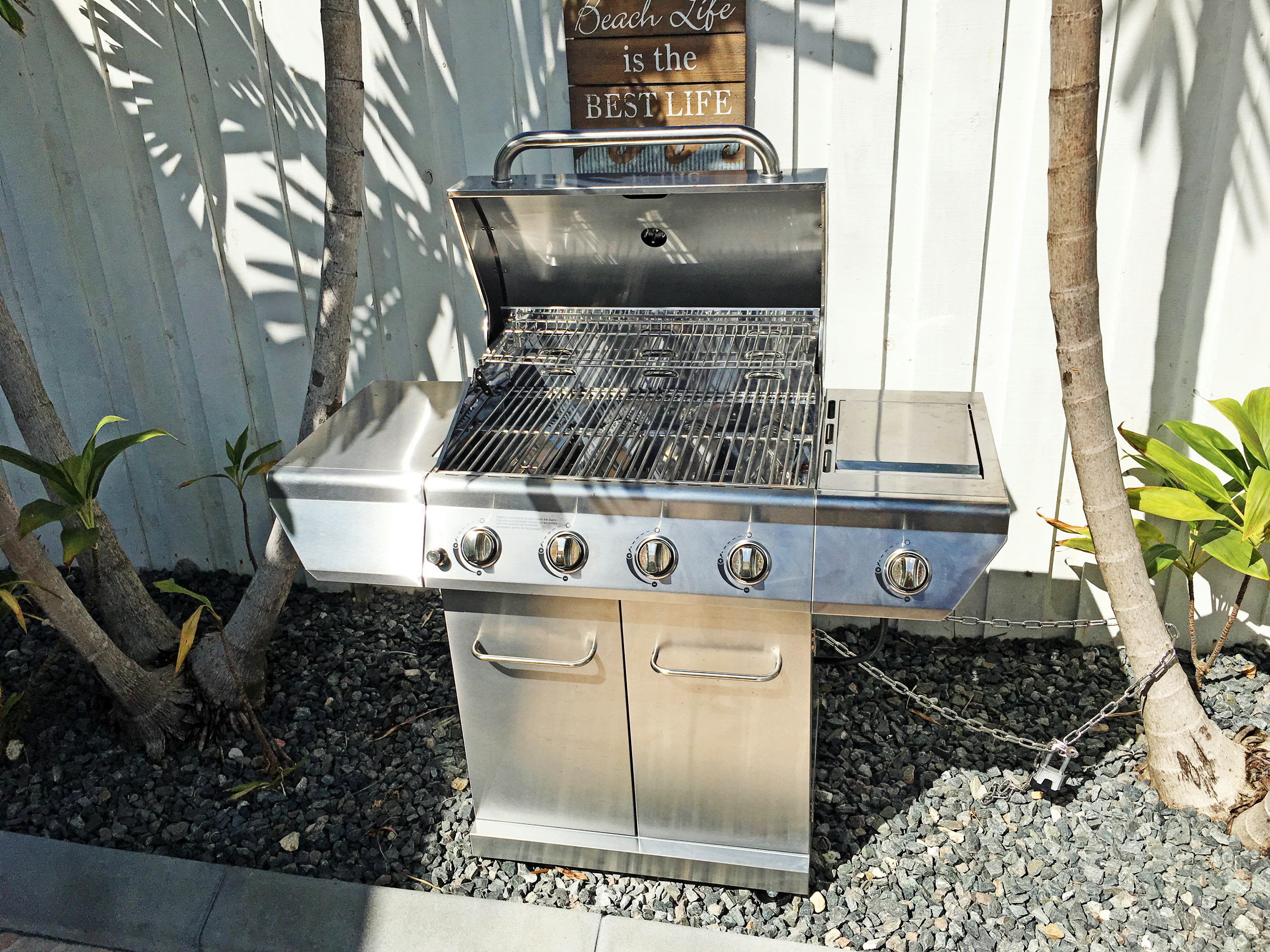 Hollywood Condo 917161