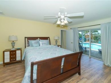 Holmes Beach Vacation Home Sleeps Seven Guests.